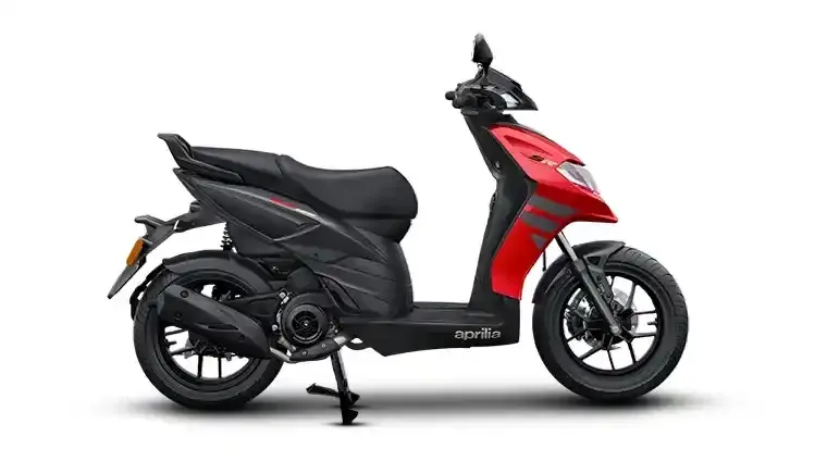 SR 125 Glossy Red and Matt Black