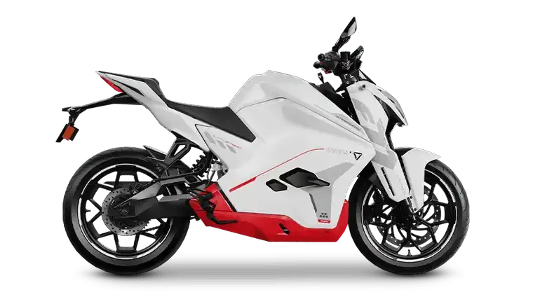 F77 SuperStreet Stellar White